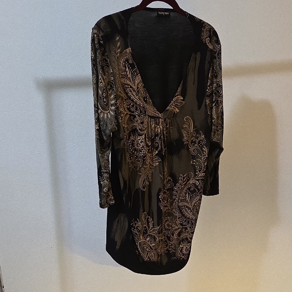 Vanilla Sugar Burgundy and Black Blouse
